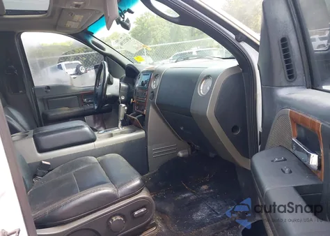 2004 Ford F-150 Lariat/Xlt from USA, damaged, VIN 1FTPW12504KD30226